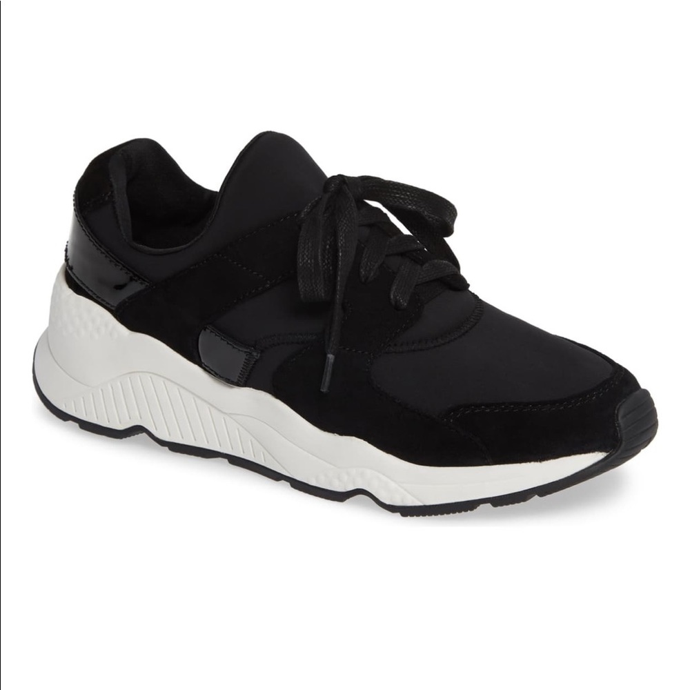 Halogen sneakers